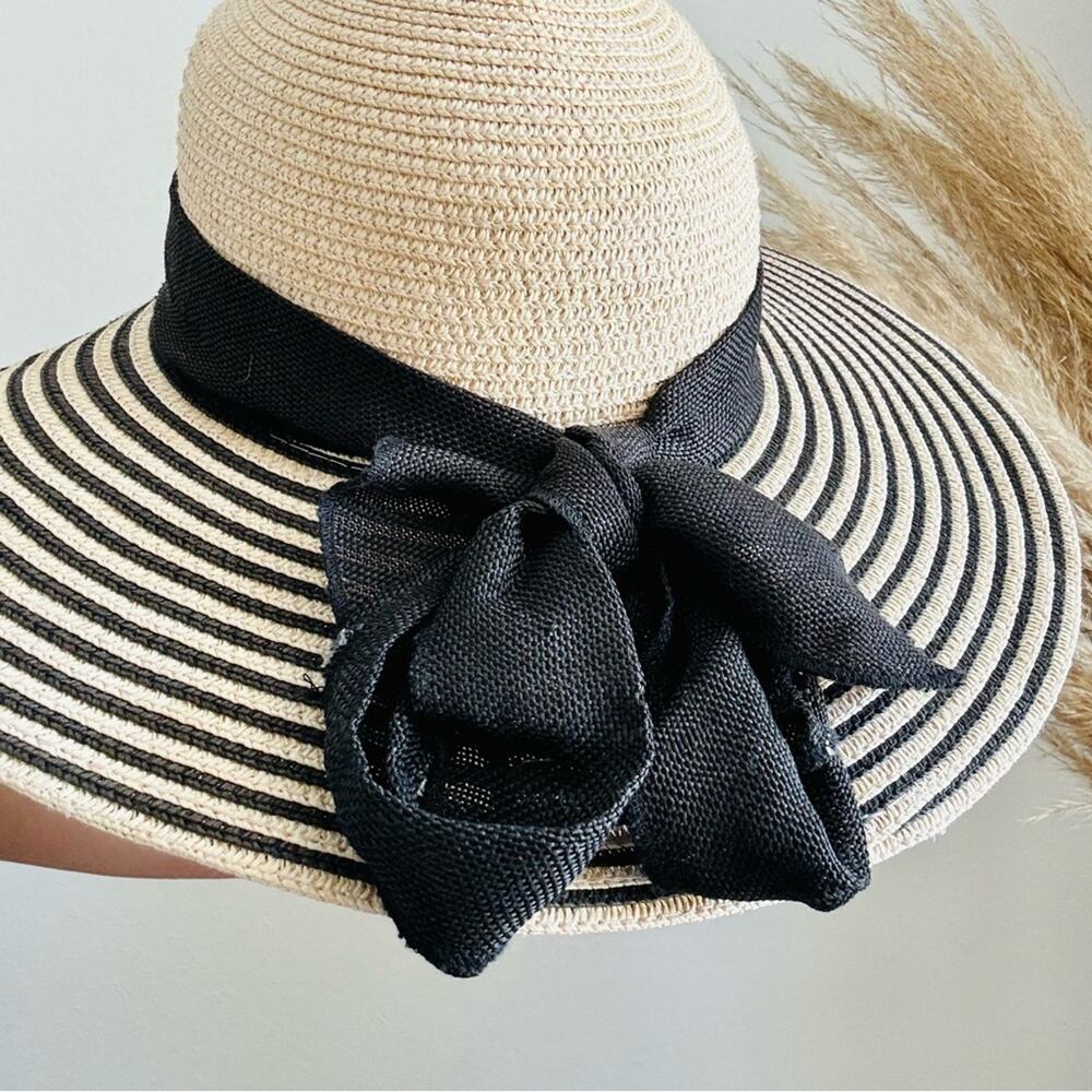 VINTAGE NORDSTROM Cream Tan Straw Wide Brim Floppy Black Bow Ribbon Sun Hat - Picture 2 of 9